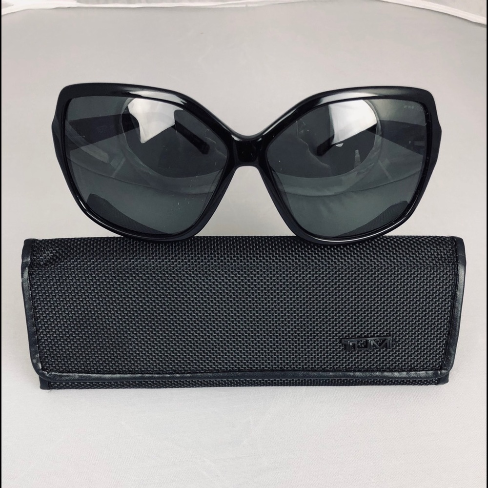 TUMI STARI WOMEN'S SUNGLASSES POLARIZED 100% UV.